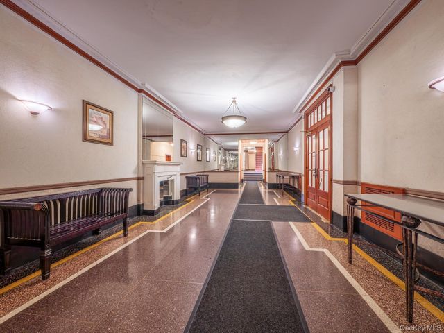68-37 108th 5H, Forest Hills, NY 11375