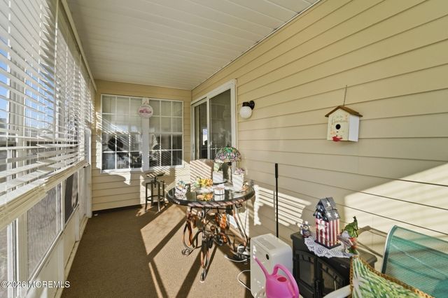 7 Woodstock Lane, Manchester, NJ 08759