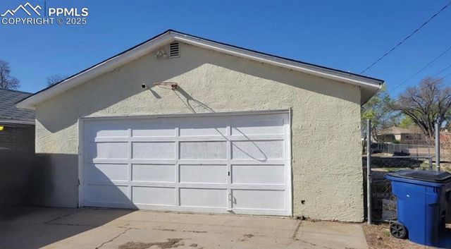 927 Veta Avenue, Pueblo, CO 81004