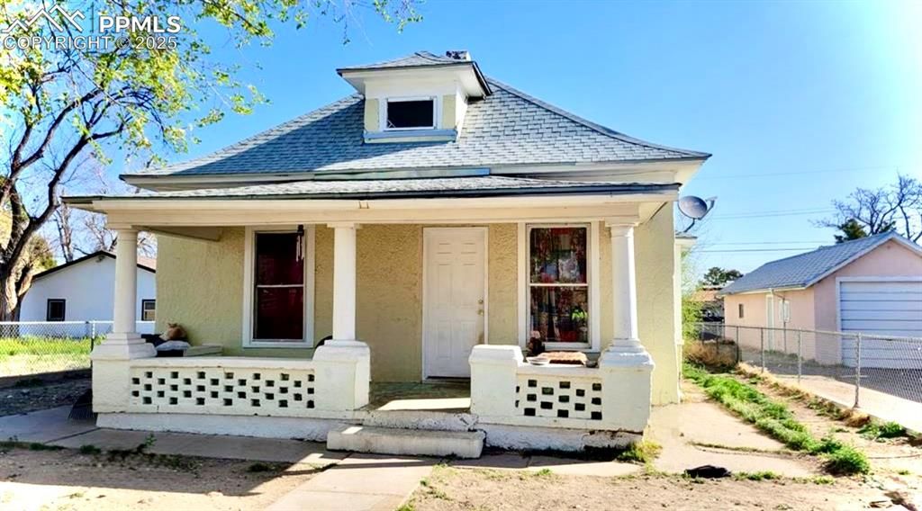 927 Veta Avenue, Pueblo, CO 81004