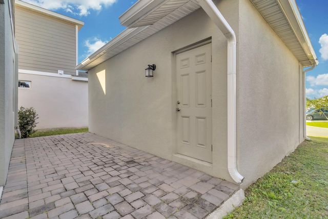 1715 HAPPINESS ROW, Kissimmee, FL 34744