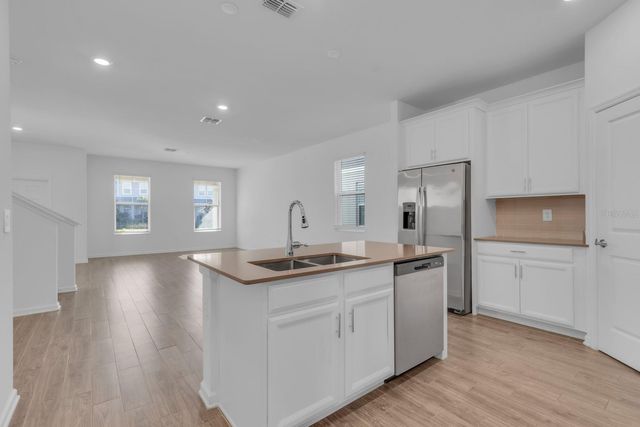 1715 HAPPINESS ROW, Kissimmee, FL 34744