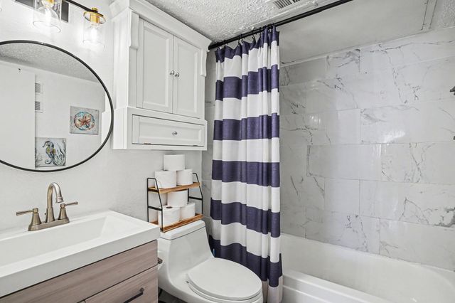 2304 Balsam Drive E203, Arlington, TX 76006