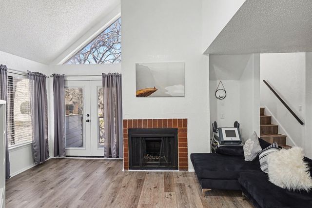 2304 Balsam Drive E203, Arlington, TX 76006