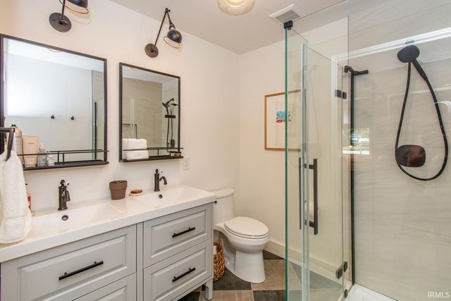 4410 E Etter Drive, Bloomington, IN 47408