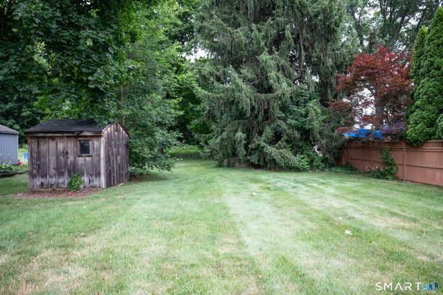 220 High Street, Wallingford, CT 06492