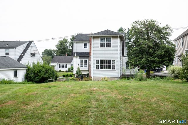 220 High Street, Wallingford, CT 06492
