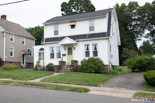 220 High Street, Wallingford, CT 06492