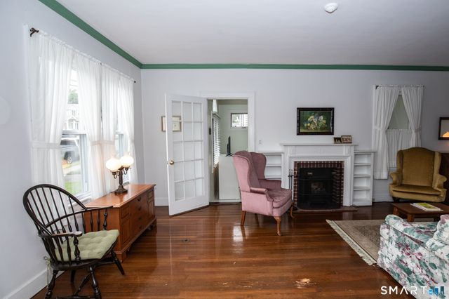 220 High Street, Wallingford, CT 06492