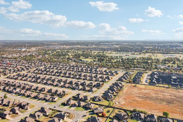 4629 S 179th East Avenue, Tulsa, OK 74134