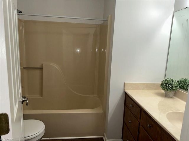 2033 N Main Street A, Mount Airy, NC 27030