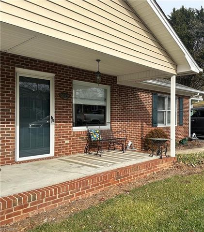 2033 N Main Street A, Mount Airy, NC 27030