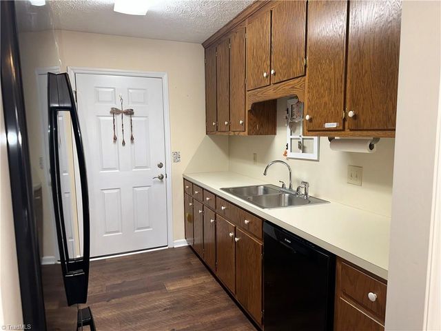 2033 N Main Street A, Mount Airy, NC 27030