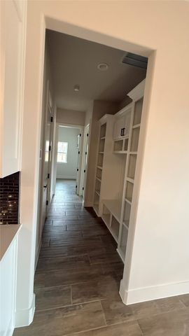 212 Desperado Court, Weatherford, TX 76088