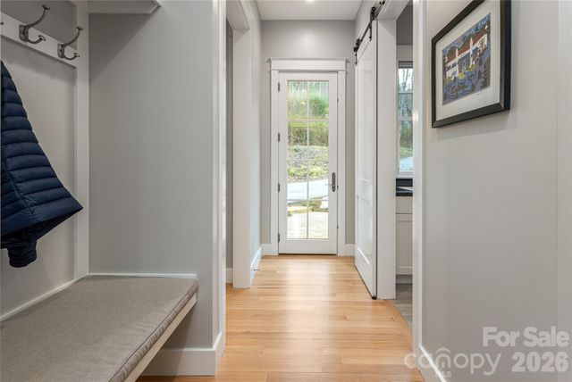 450 Barrington Drive, Asheville, NC 28803