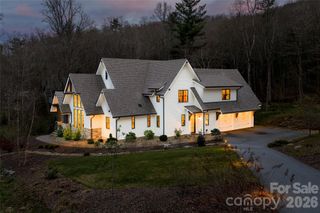 450 Barrington Drive, Asheville, NC 28803