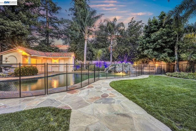 796 Posada Way, Fremont, CA 94536