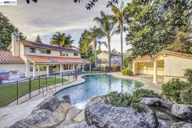 796 Posada Way, Fremont, CA 94536