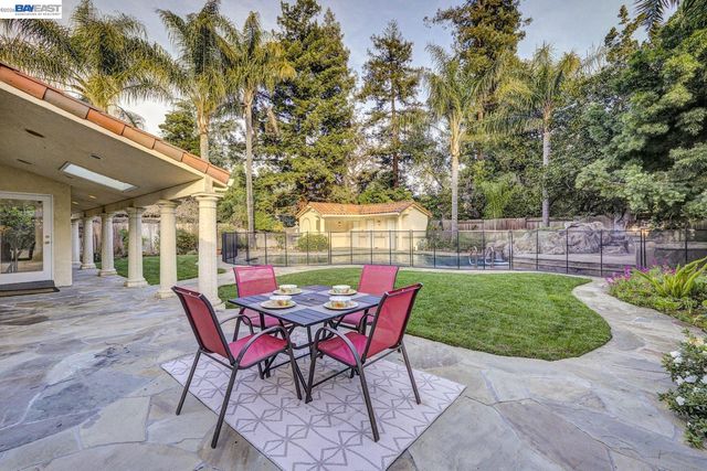 796 Posada Way, Fremont, CA 94536