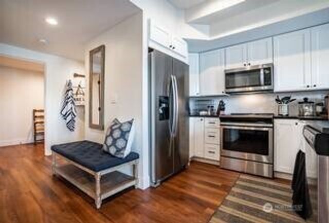 32 Lake Louise Drive SW, Lakewood, WA 98498