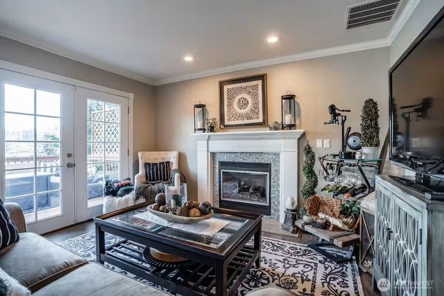 32 Lake Louise Drive SW, Lakewood, WA 98498