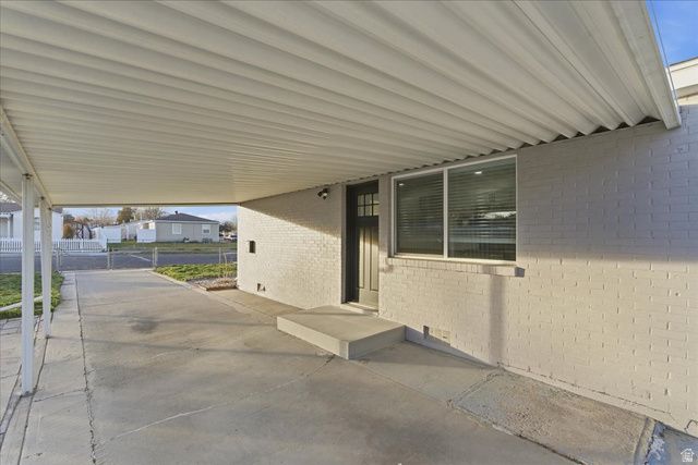 5231 S 4620 W, Salt Lake City, UT 84118