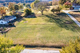 2510 S 19th Terrace, Leavenworth, KS 66048