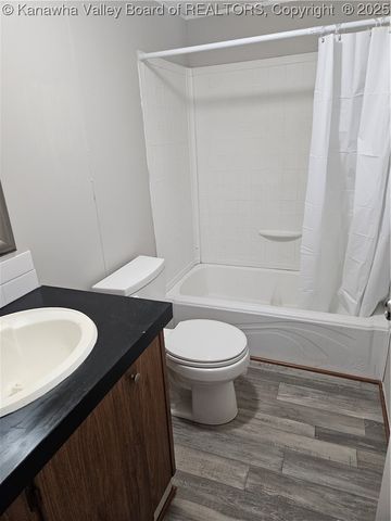 4452 Sandhill Road, Point Pleasant, WV 25550