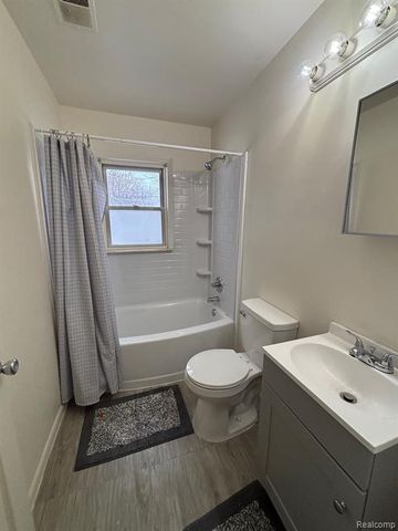 11291 Lozier Avenue, Warren, MI 48089