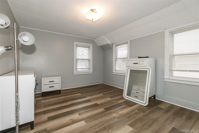 15 Clyde Avenue, Hempstead, NY 11550