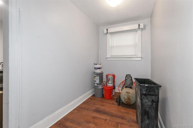 15 Clyde Avenue, Hempstead, NY 11550