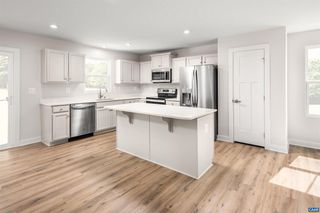 226 WHITE SANDS BLVD # 0024, Barboursville, VA 22923