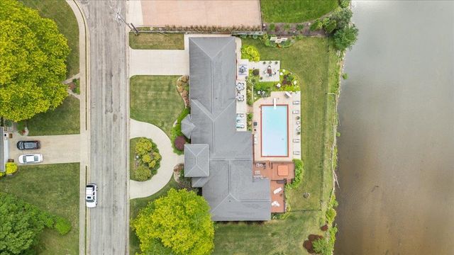 415 Curwood Drive, Owosso, MI 48867