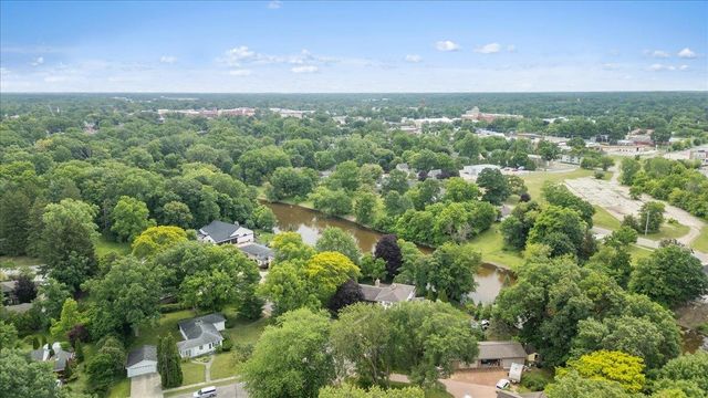 415 Curwood Drive, Owosso, MI 48867