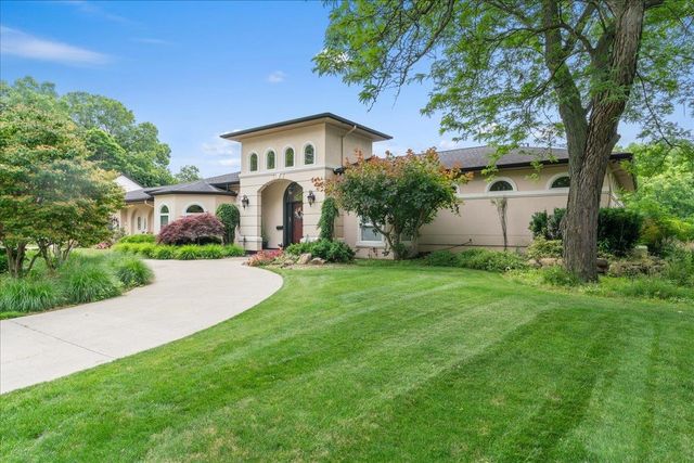 415 Curwood Drive, Owosso, MI 48867