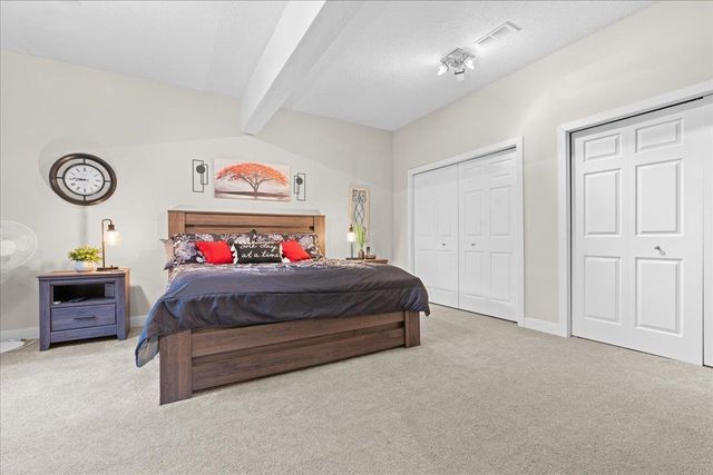 415 Curwood Drive, Owosso, MI 48867