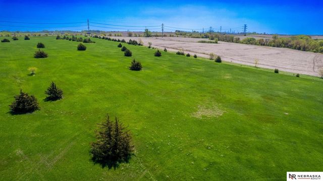 3800 N 112 Street, Lincoln, NE 68527