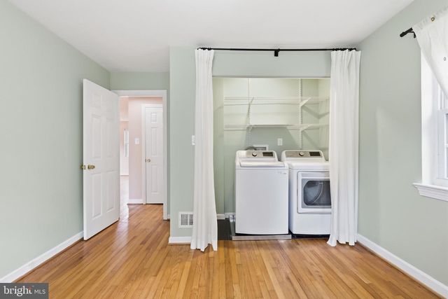 1805 S NELSON ST, Arlington, VA 22204