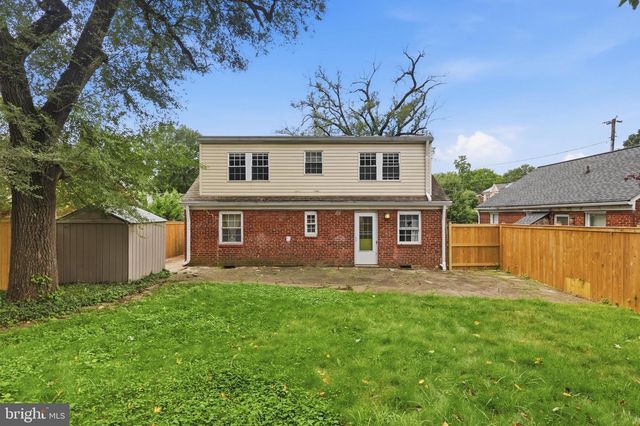 1805 S NELSON ST, Arlington, VA 22204