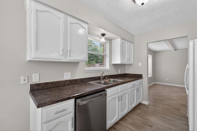 9510 Landry Boulevard, Spring, TX 77379