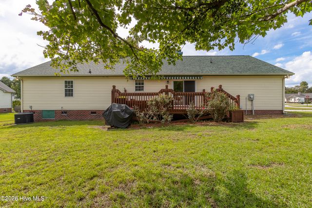 400 Kant Place, Jacksonville, NC 28540