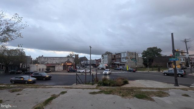 2819 W SOMERSET ST, Philadelphia, PA 19132