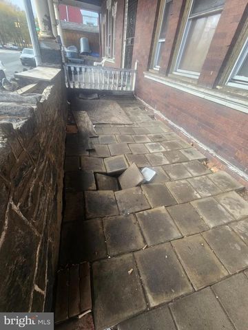 2819 W SOMERSET ST, Philadelphia, PA 19132