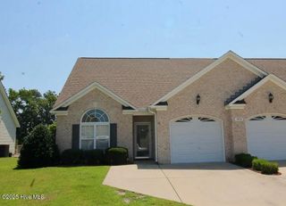 1952 Cambria Drive A, Greenville, NC 27834