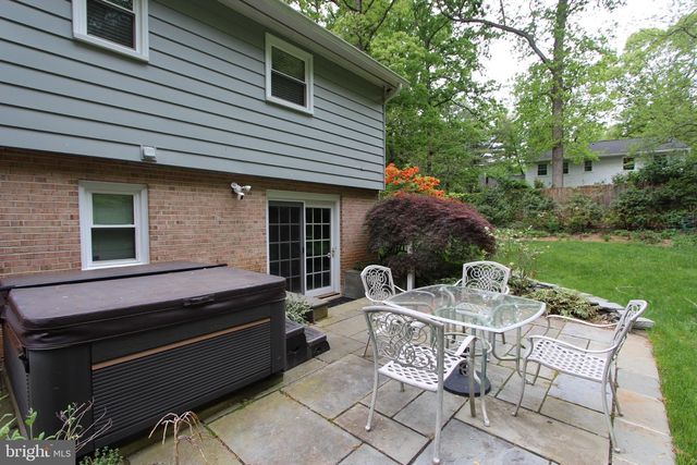 3403 VALEWOOD DR, Oakton, VA 22124