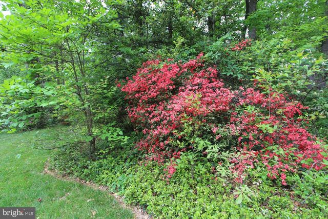 3403 VALEWOOD DR, Oakton, VA 22124