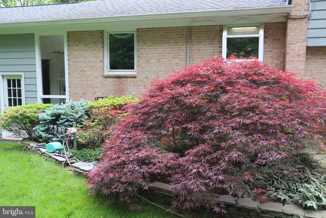 3403 VALEWOOD DR, Oakton, VA 22124