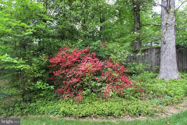 3403 VALEWOOD DR, Oakton, VA 22124