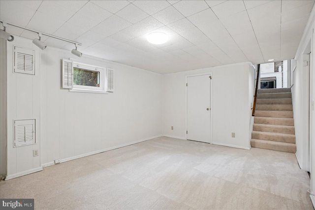 3403 VALEWOOD DR, Oakton, VA 22124