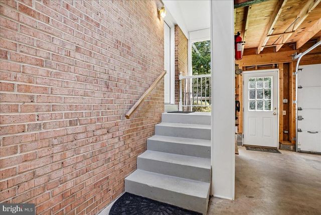 3403 VALEWOOD DR, Oakton, VA 22124